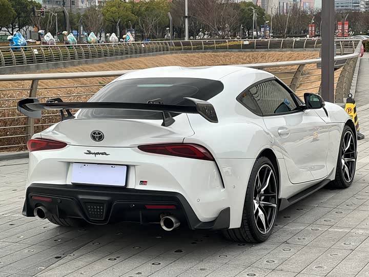 Toyota Supra 2021 2021款 GR SUPRA 3.0T 标准型