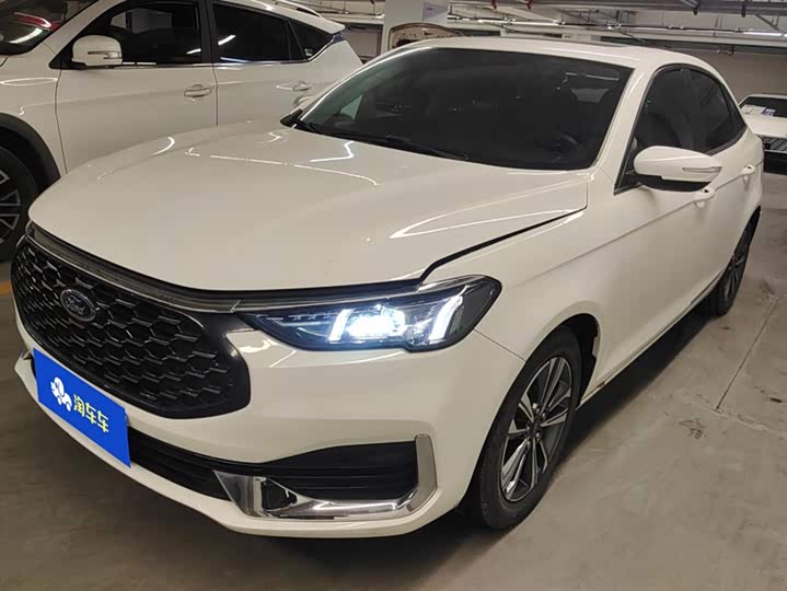Ford Escort 2021 2021款 1.5L 自动钻石版