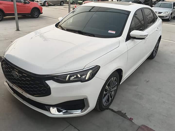Ford Escort 2021 2021款 1.5L 自动钻石版