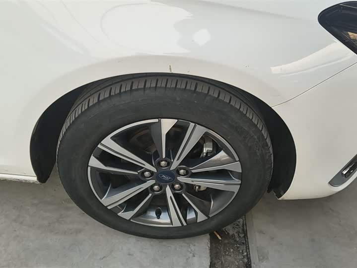 Ford Escort 2021 2021款 1.5L 自动钻石版