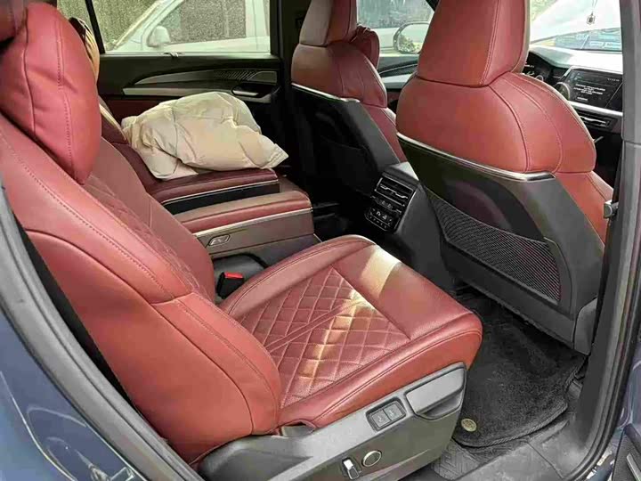 Audi Q6 2023 2023款 45 TFSI quattro 齐云型 Light 羽林套装