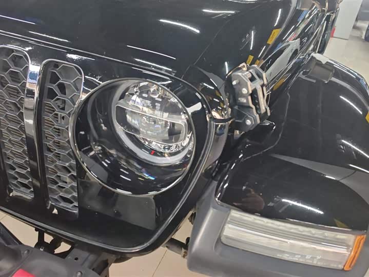 Jeep Wrangler Hybrid 2021 2021款 四门 2.0T 4xe 撒哈拉先行版