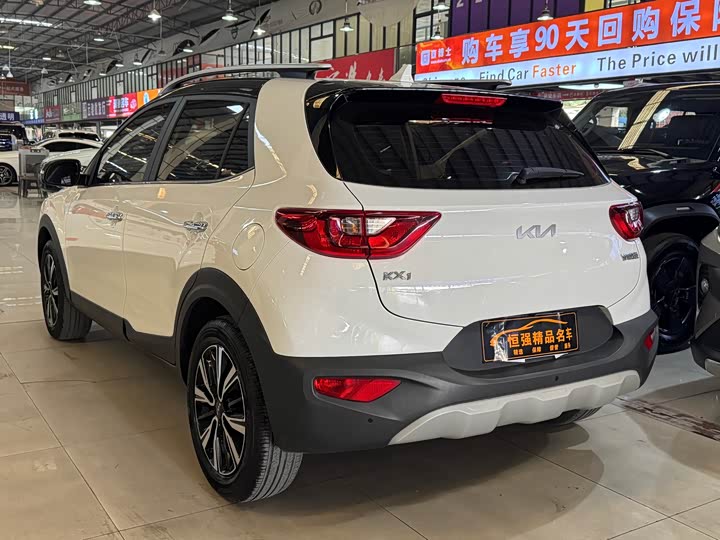 Kia KX1 2021 2021款 1.4L CVT天窗款