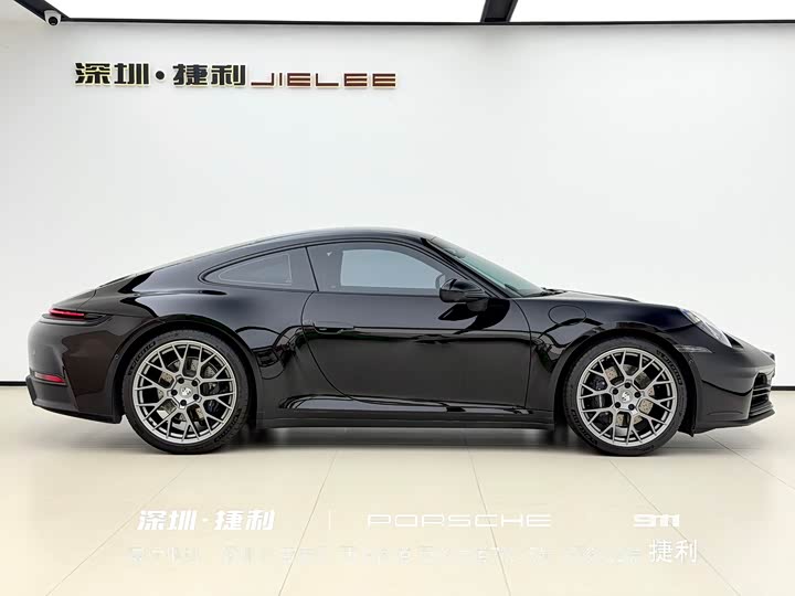 Porsche 911 2025 2025款 Carrera 3.0T