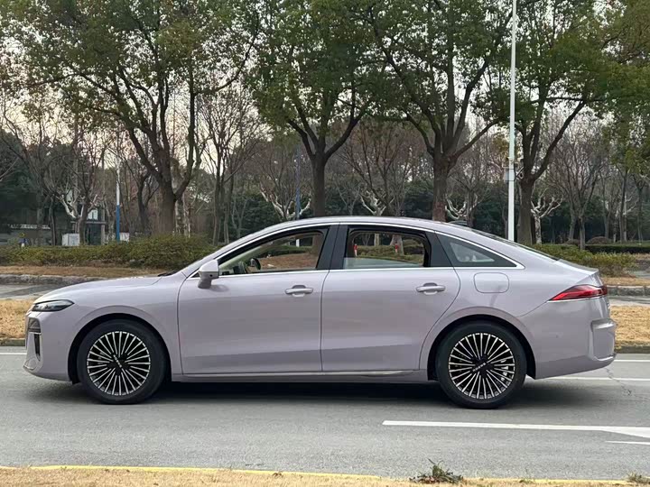 Roewe M7 DMH 2025 2025款 160km臻享版