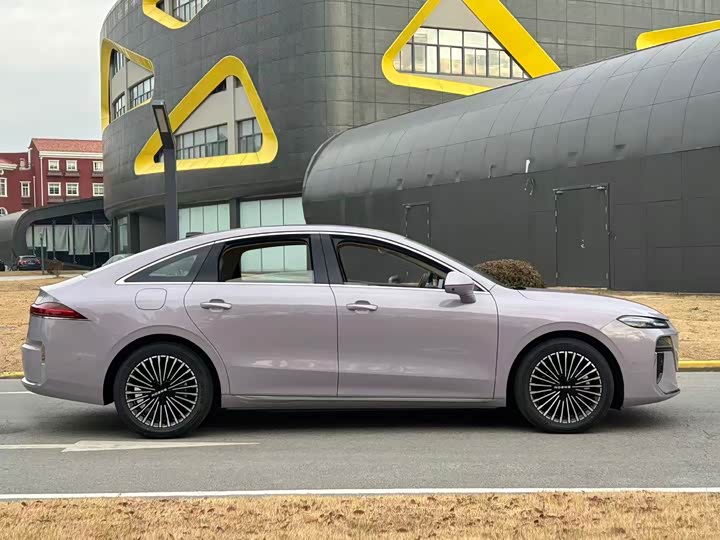 Roewe M7 DMH 2025 2025款 160km臻享版