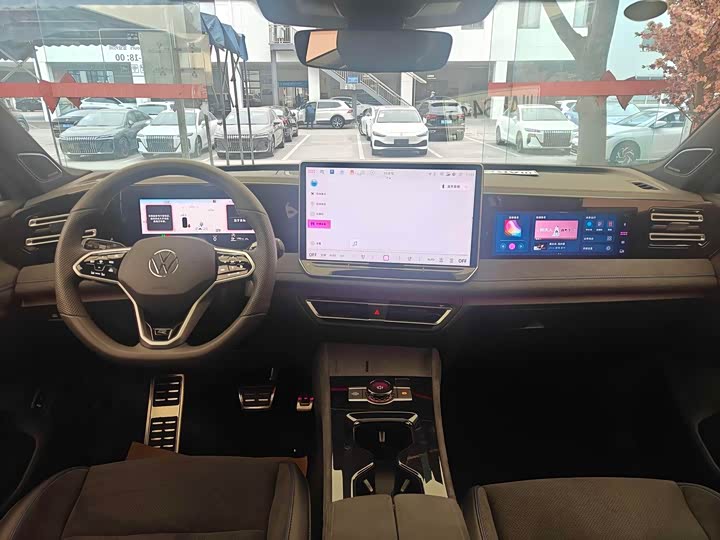 Volkswagen Tiguan L Pro 2025 2025款 PRO 380TSI 四驱 R-Line 智尊版