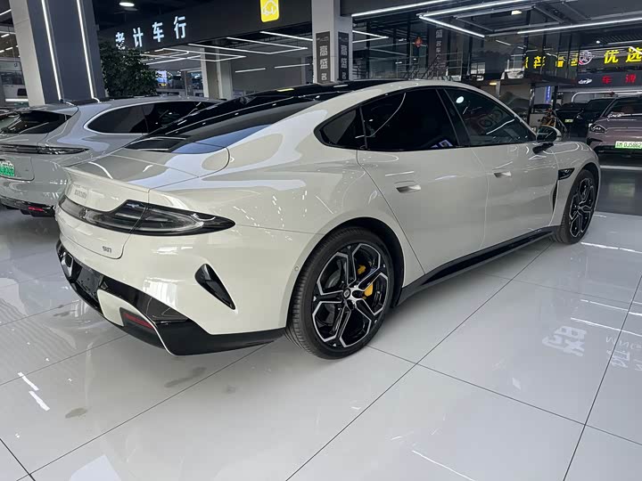 Xiaomi SU7 2024 2024款 后驱长续航智驾版