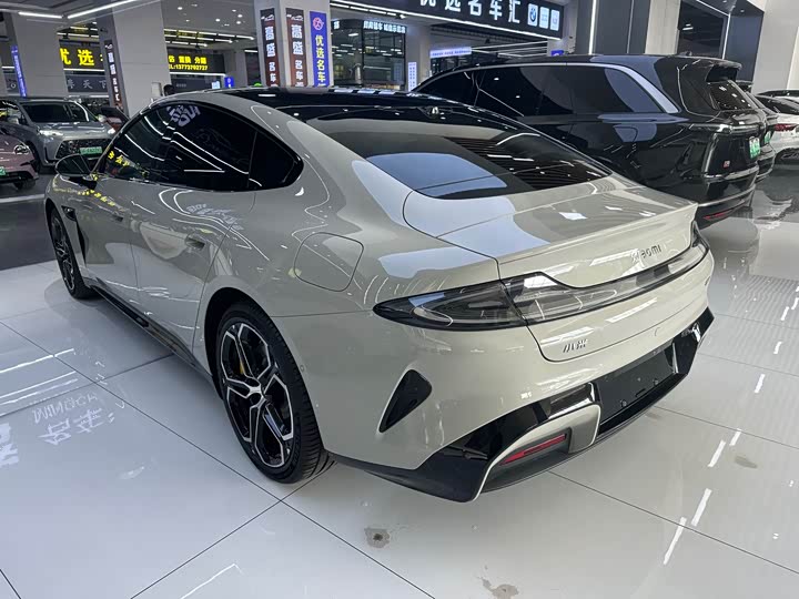 Xiaomi SU7 2024 2024款 后驱长续航智驾版