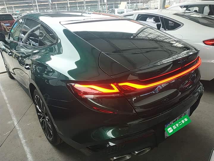 MG Motor 7 2025 2025款 2.0T 405 AT奢享版