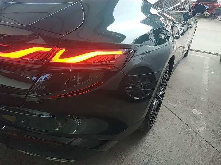 MG Motor 7 2025 2025款 2.0T 405 AT奢享版