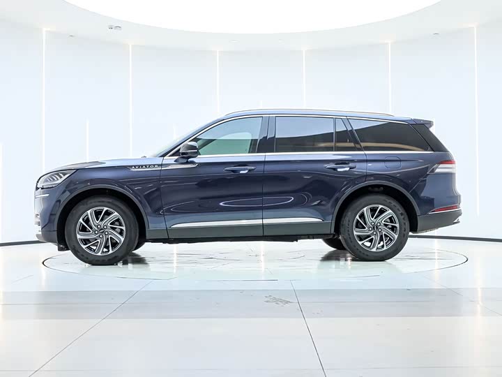Lincoln Aviator 2023 2023款 3.0T V6 四驱尊享巡航版 六座