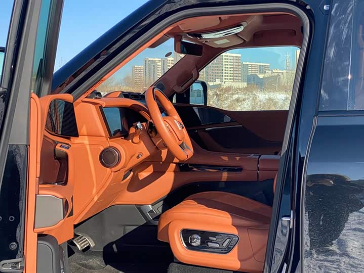 BYD Yangwang U8 2023 2023款 豪华版