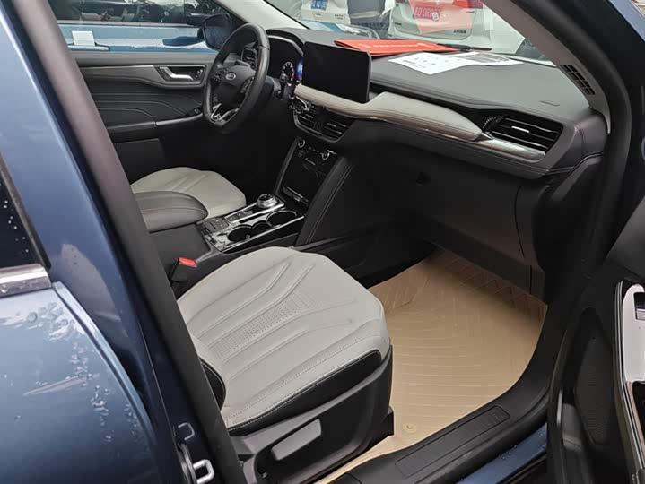 Ford Escape 2020 2020款 EcoBoost 245 四驱耀享款