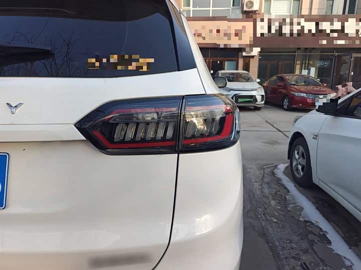 Chery Tiggo 8 2025 2025款 卓越版 230TCI 手动舒适版 7座