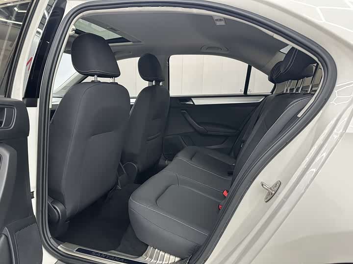 Skoda Rapid 2022 2022款 1.5L 自动舒享版