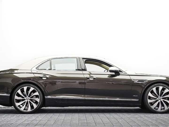 Bentley Flying Spur 2024 2024款 4.0T V8 雅度版