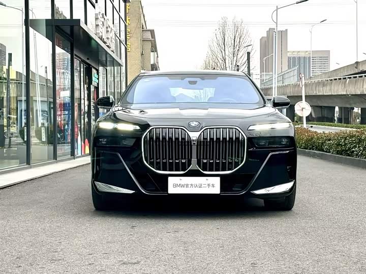 BMW 7 Series 2023 2023款 740Li 尊享型 M运动套装