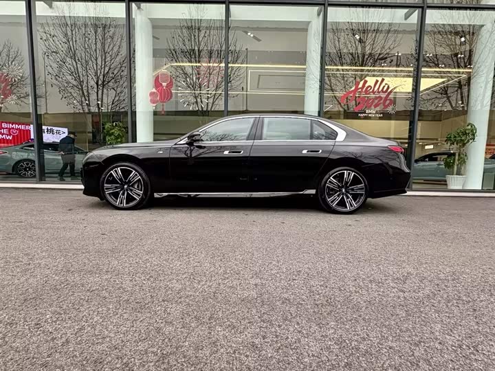 BMW 7 Series 2023 2023款 740Li 尊享型 M运动套装
