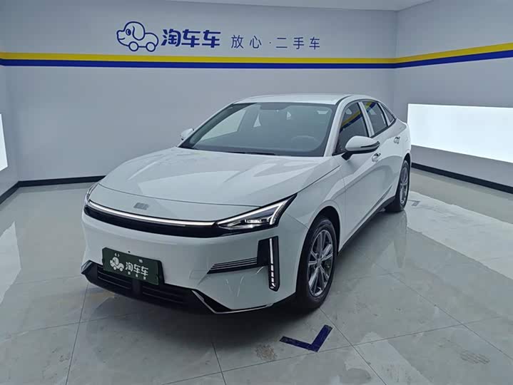 2025 Geely Galaxy L6
