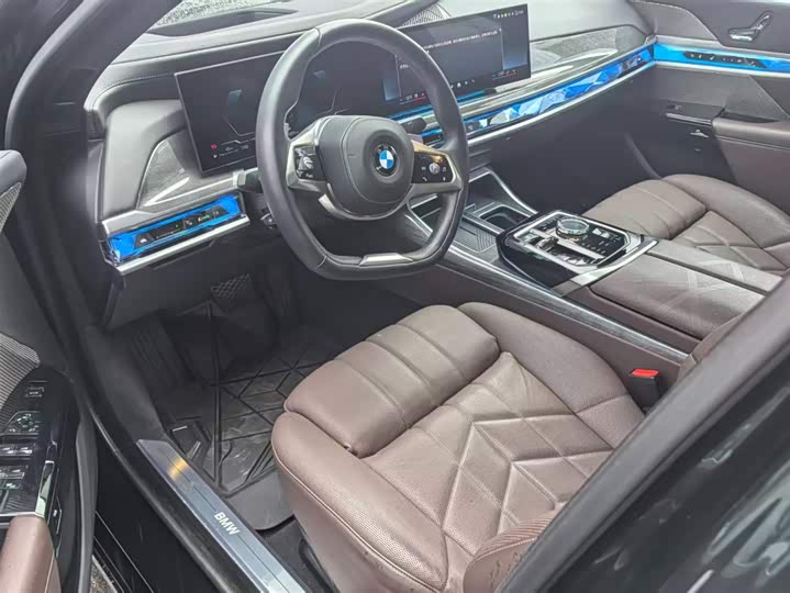 BMW 7 Series 2023 2023款 改款 740Li 尊享型 豪华套装