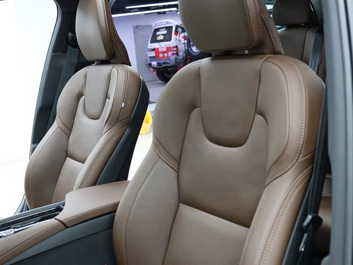 Volvo V90 2024 2024款 Cross Country B5 AWD 智尊版