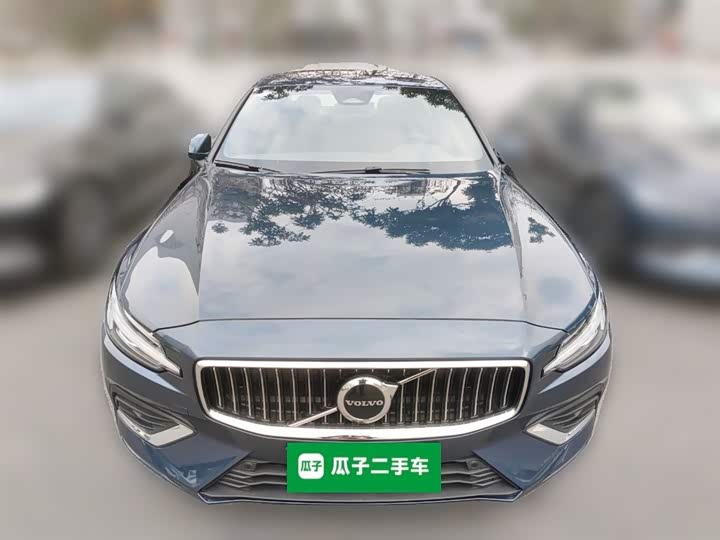 Volvo S60 2025 2025款 B4 智远豪华版