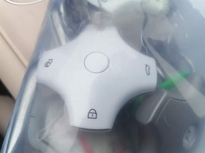 Dongfeng Yipai eπ 008 2026 2026款 六座纯电家享版