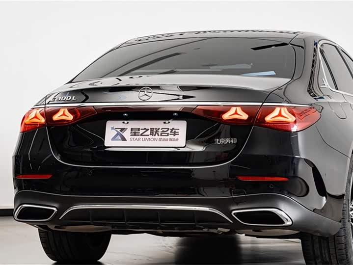 Mercedes-Benz E-Class 2025 2025款 E 300 L 豪华运动型