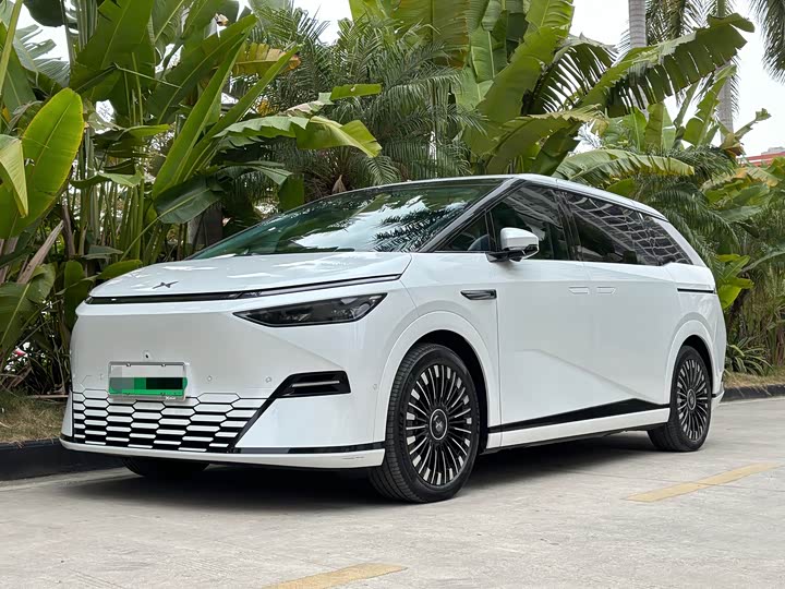 XPeng X9 2025 2025款 纯电 650长续航 Max