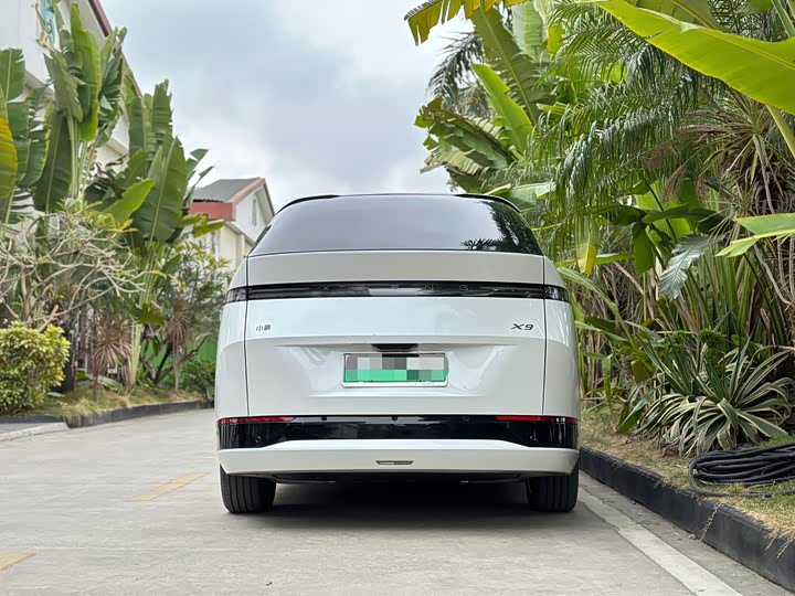 XPeng X9 2025 2025款 纯电 650长续航 Max