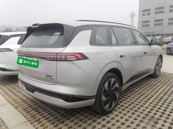 Dongfeng Yipai eπ 008 2025 2025款 210Max增程版 5座