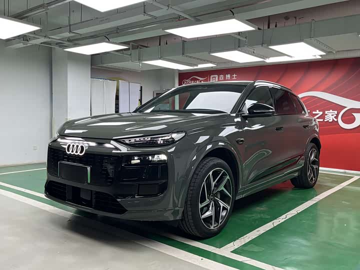 Audi Q6L e-tron 2026 2026款 首发领航版