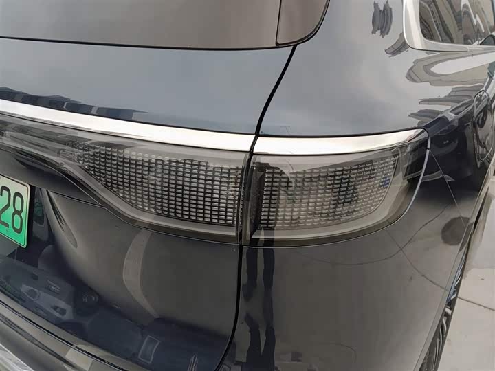 Aito M8 2025 2025款 增程 Ultra版 53.4kWh 5座版