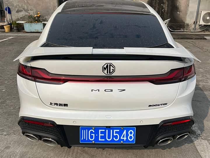 MG Motor 7 2025 2025款 1.5T 300 DCT优雅版