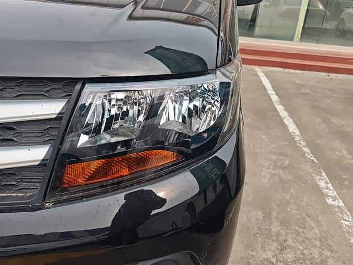 JAC Refine M3 2019 2019款 创客版 1.8L 豪华型