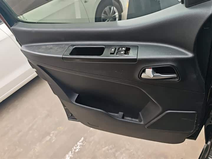 JAC Refine M3 2019 2019款 创客版 1.8L 豪华型