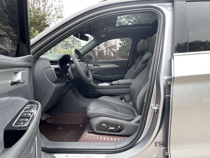 BAIC Arcfox Alpha T 2022 2022款 653S+ 160kW