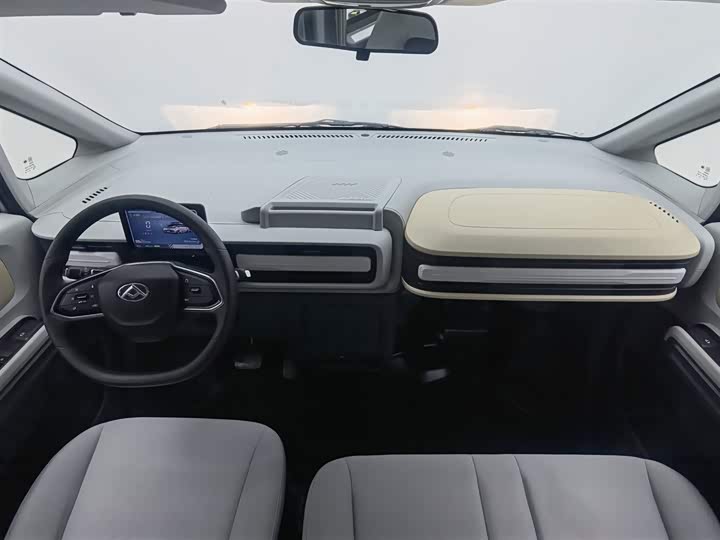 Maxus Dana V1 2025 2025款 V1+长轴高顶 多功能版（62kWh）