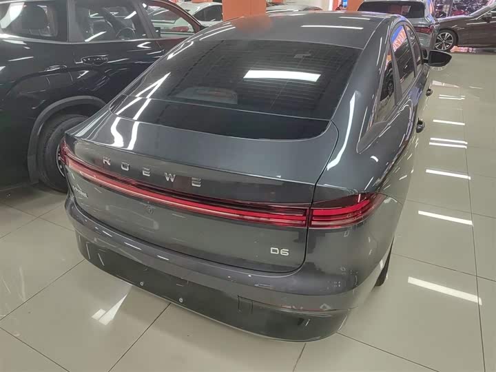Roewe D6 2025 2025款 450km 尊享版
