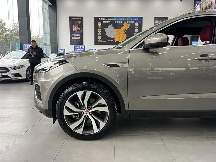 Jaguar E-Pace 2024 2024款 进取运动版 R-DYNAMIC S