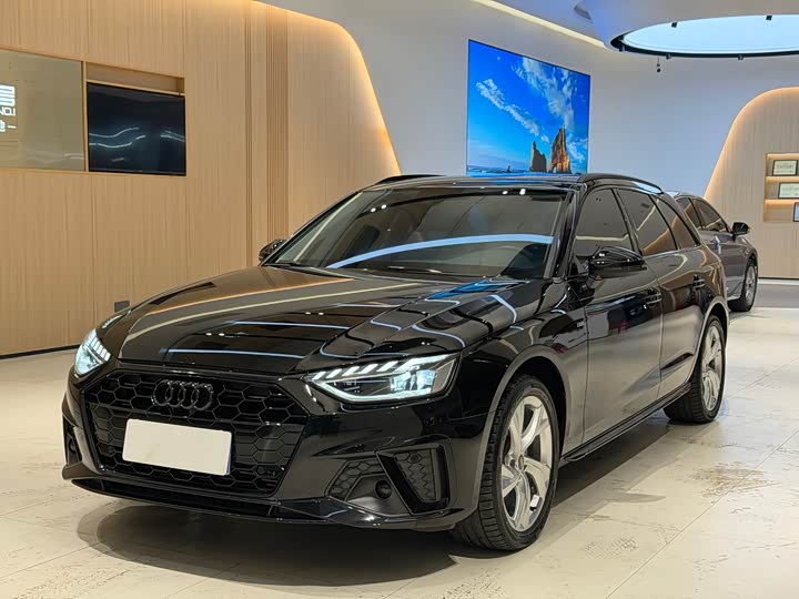 Audi A4 2022 2022款 Avant 40 TFSI 时尚动感型