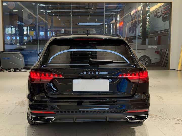 Audi A4 2022 2022款 Avant 40 TFSI 时尚动感型