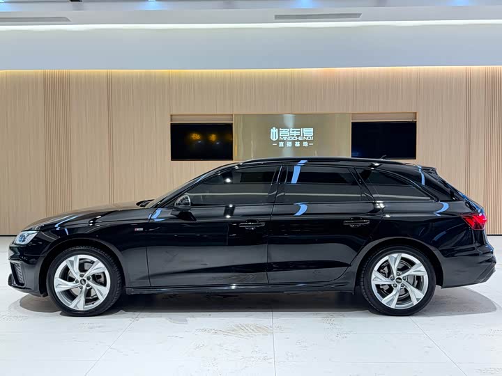 Audi A4 2022 2022款 Avant 40 TFSI 时尚动感型