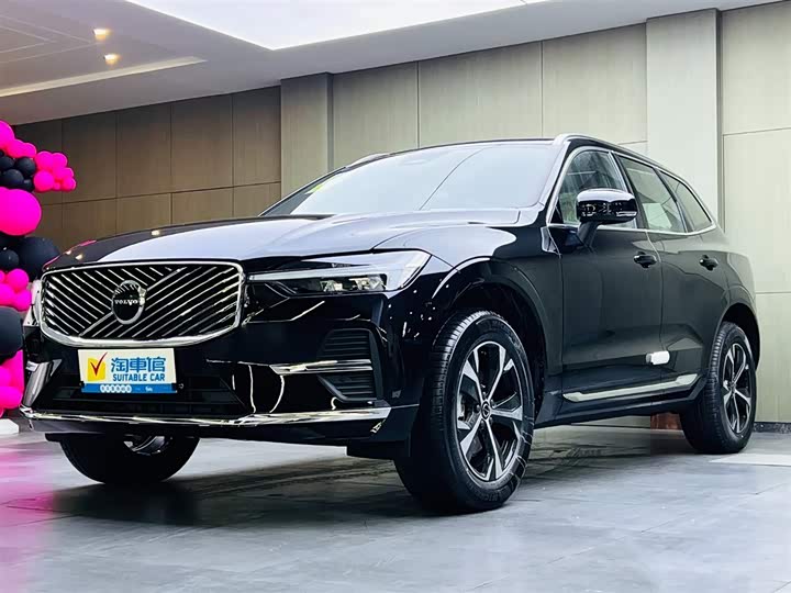 Volvo XC60 2026 2026款 B5 四驱智逸豪华版