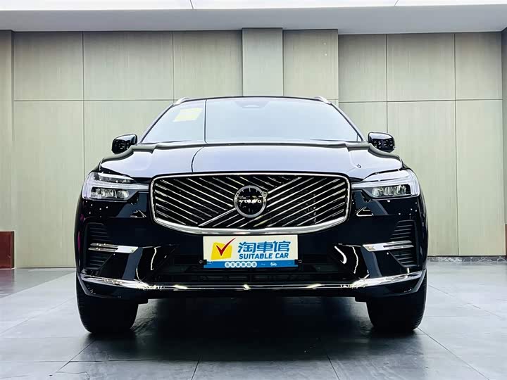 Volvo XC60 2026 2026款 B5 四驱智逸豪华版