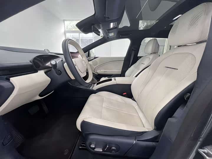 Zeekr 007 2025 2025款 后驱智驾版 75kWh