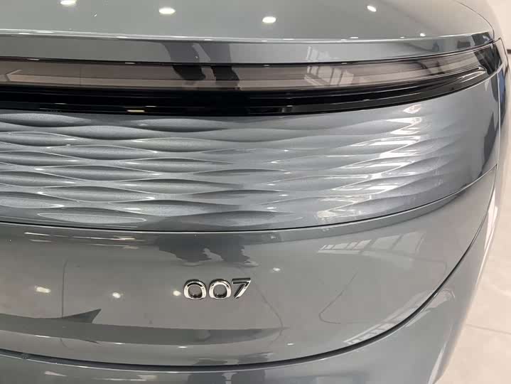 Zeekr 007 2025 2025款 后驱智驾版 75kWh