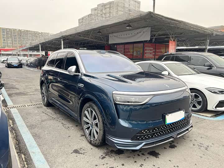 Aito M8 2025 2025款 增程 Max+版 53.4kWh 6座版