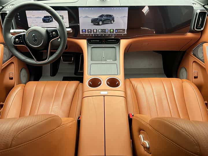 Aito M8 2025 2025款 增程 Max+版 53.4kWh 6座版